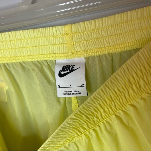 Nike Sportswear Project Uphoria Woven Daisy Yellow Sheer Nylon Shorts Size Small - Picture 9 of 16